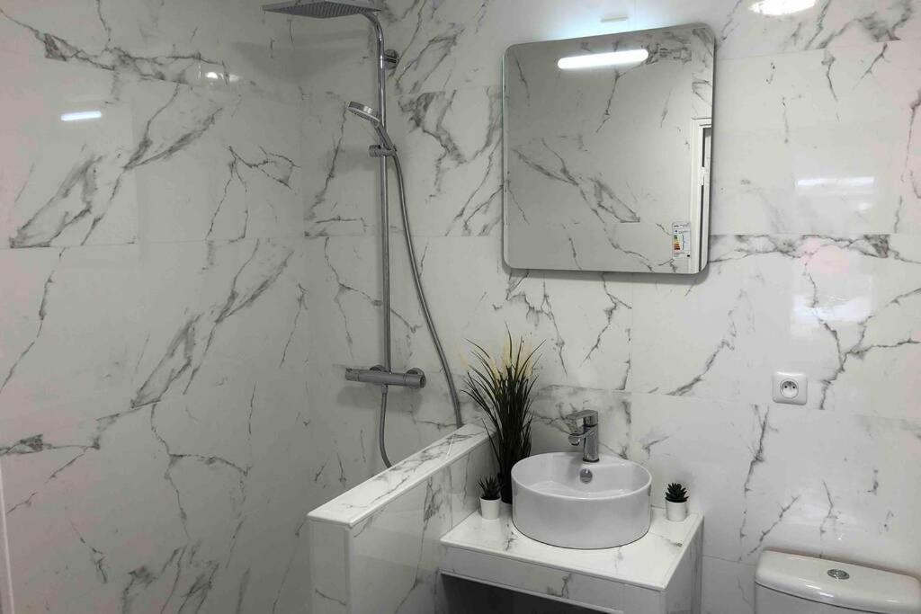 Fratellini 3 Bedroom Bright And Design Saint-Ouen  Kültér fotó